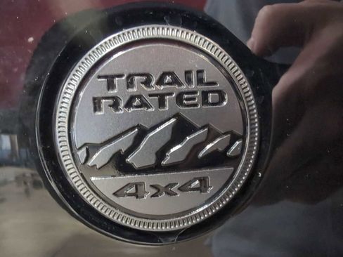 Used 2024 Jeep Gladiator Sport image 30