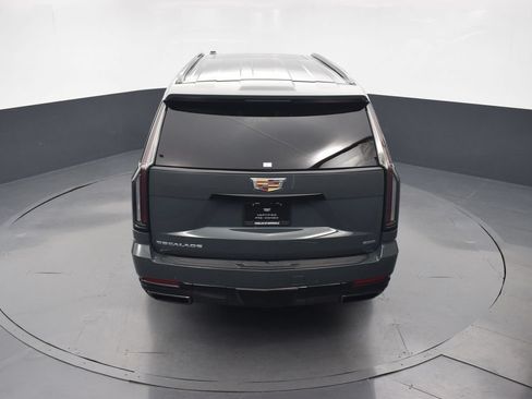 Certified 2026 Cadillac Escalade ESV Sport w/ Touring Package AWD/4WD image 48