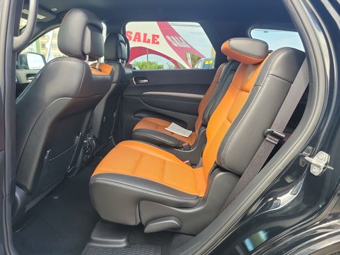 Used 2019 Dodge Durango R/T w/ Technology Group RWD image 8