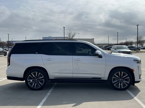 Used 2023 Cadillac Escalade Sport w/ Touring Package image 10