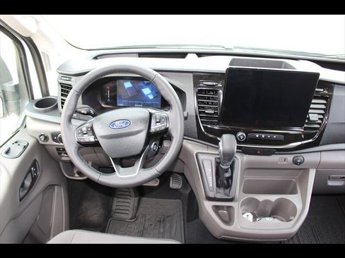 Used 2026 Ford Transit 350 XLT RWD image 16