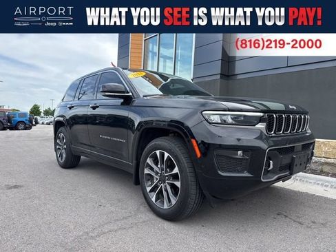 Used 2023 Jeep Grand Cherokee Overland w/ Adv Protech Group III AWD/4WD image 1
