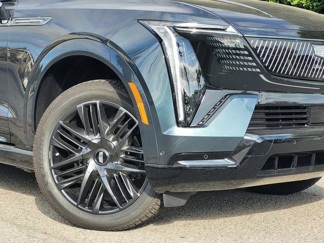 New 2025 Cadillac Escalade IQ Sport 2 w/ LPO, ONYX Package AWD/4WD image 3