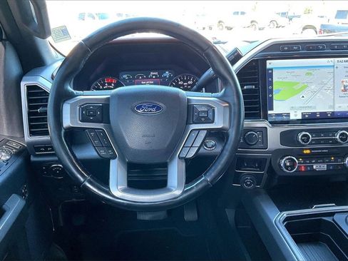 Used 2022 Ford F250 Platinum w/ FX4 Off-Road Package image 5