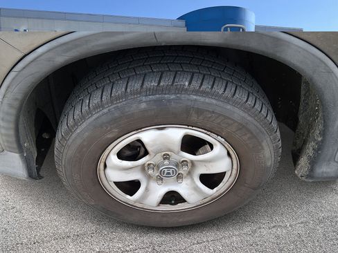 Used 2012 Honda CR-V LX image 3