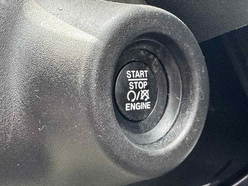 Used 2023 RAM ProMaster 2500 FWD image 30