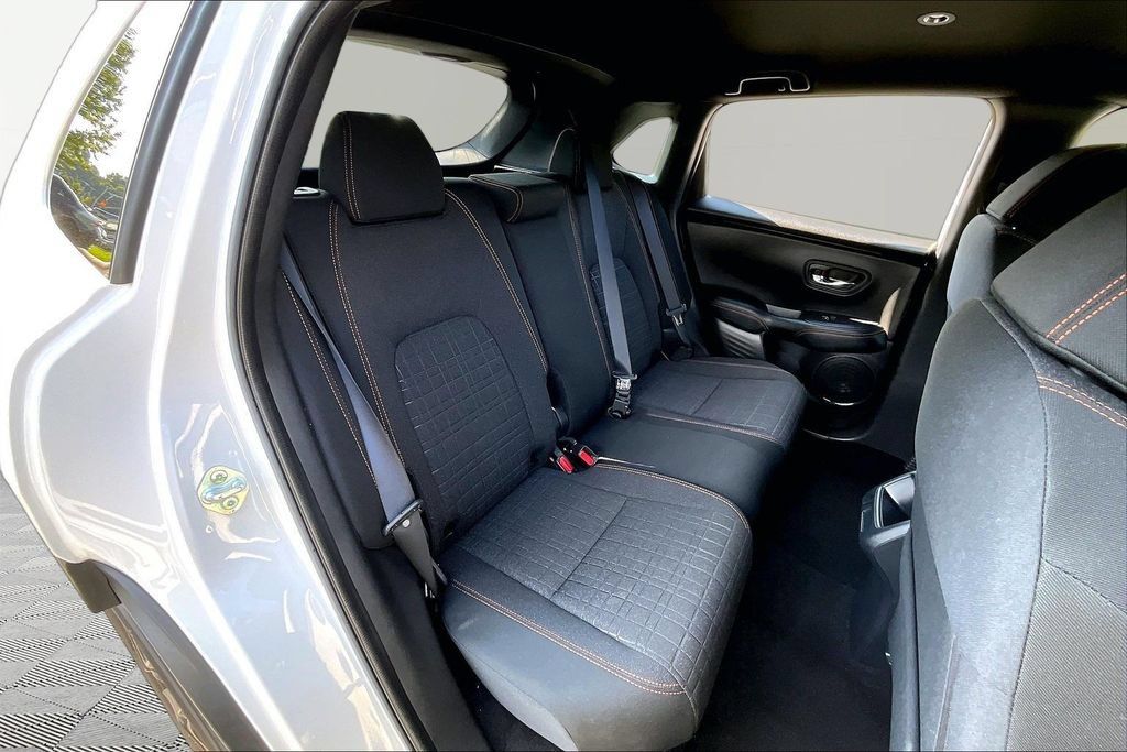 Used 2023 Honda HR-V Sport image 19