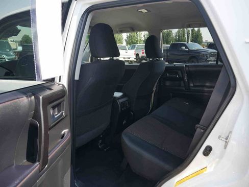 Used 2024 Toyota 4Runner TRD Off-Road image 16