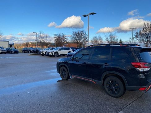 Used 2023 Subaru Forester Sport image 13