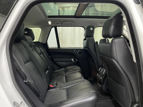 Used 2015 Land Rover Range Rover Supercharged AWD/4WD image 30