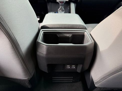 Used 2024 Toyota Tacoma TRD Sport image 35