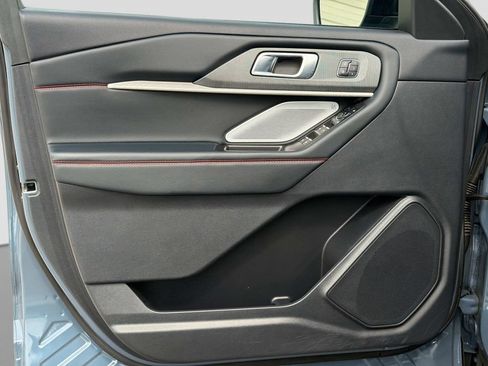 Used 2025 Ford Explorer ST w/ Sun And Sound Package AWD/4WD image 20