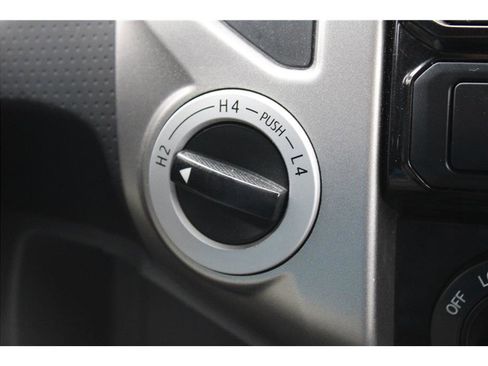 Used 2014 Toyota Tacoma 4x4 Double Cab image 23