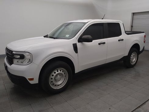 Used 2024 Ford Maverick XL image 2