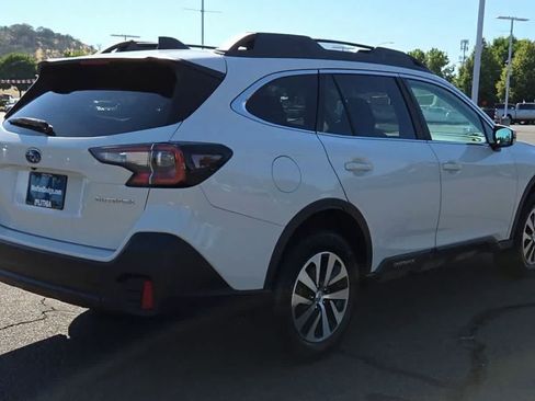 Used 2022 Subaru Outback Premium AWD/4WD image 8