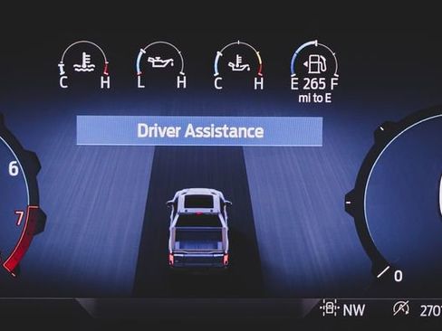 Used 2024 Ford F150 XLT w/ Mobile Office Package image 9