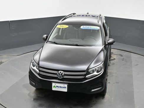 Used 2017 Volkswagen Tiguan S image 23