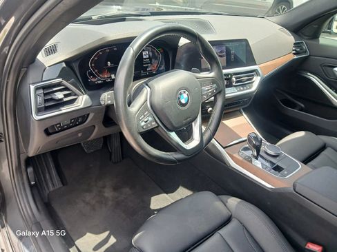 Used 2021 BMW 330i Sedan w/ Premium Package RWD image 4