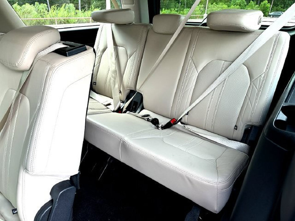 Used 2022 Ford Expedition Max Platinum RWD image 19