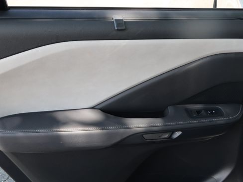Certified 2025 Lexus TX 350 FWD w/ Technology Package image 36