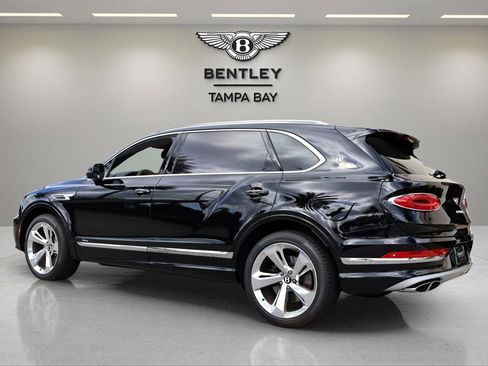 New 2025 Bentley Bentayga Extended Wheelbase image 3