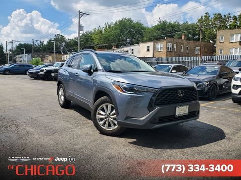 Used 2023 Toyota Corolla Cross LE w/ Moonroof Package AWD/4WD image 1