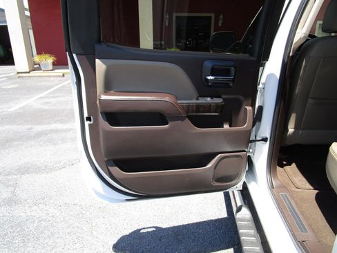 Used 2016 GMC Sierra 1500 Denali AWD/4WD image 26