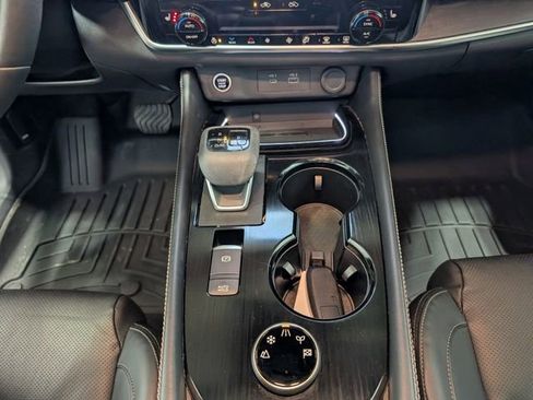 Used 2023 Nissan Rogue Platinum w/ Platinum Premium Package image 24