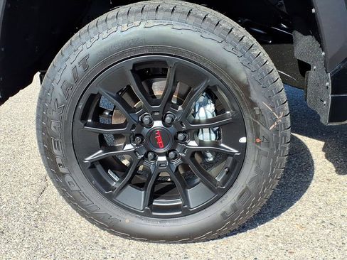 New 2026 Toyota Tundra SR5 image 4