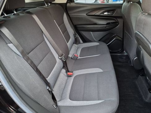 Used 2023 Chevrolet TrailBlazer LT FWD image 26