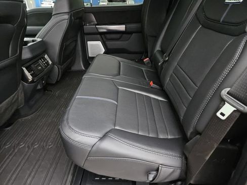 New 2026 Ford F250 Platinum w/ FX4 Off-Road Package AWD/4WD image 30