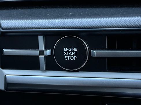 Used 2025 Hyundai Santa Fe SEL image 28