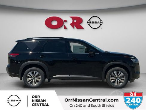 New 2026 Nissan Pathfinder SL FWD image 4
