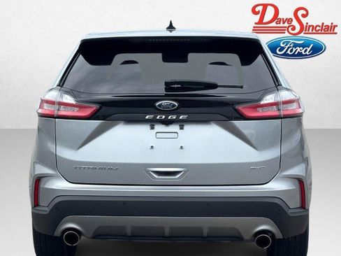 Used 2023 Ford Edge Titanium AWD/4WD image 8