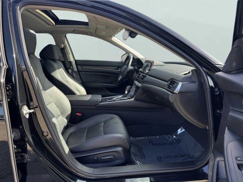 Used 2020 Honda Accord EX-L image 39