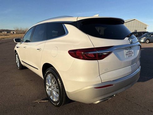 Used 2019 Buick Enclave Premium w/ Experience Buick Package AWD/4WD image 4