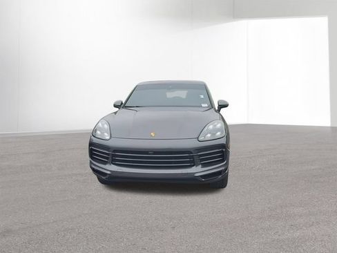 Used 2021 Porsche Cayenne AWD/4WD image 3
