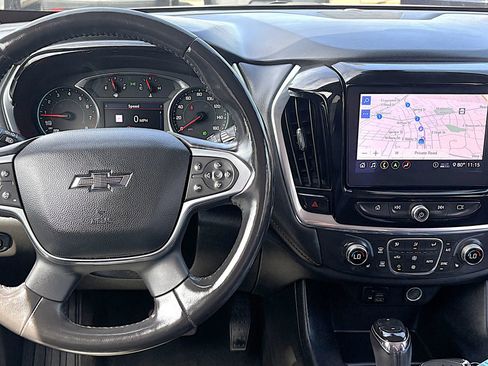 Used 2020 Chevrolet Traverse RS AWD/4WD image 12