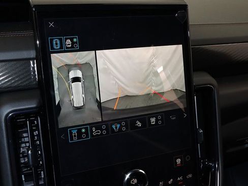 New 2026 GMC Yukon XL AT4 w/ AT4 Premium Plus Package image 20