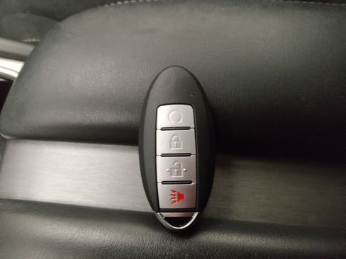 Used 2021 Nissan Murano SV image 32