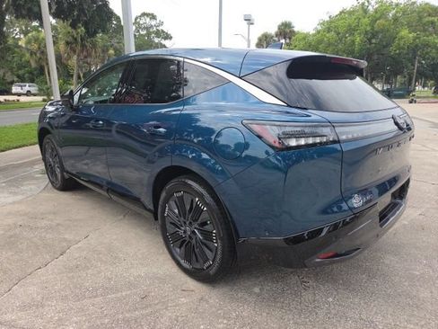 Certified 2025 Nissan Murano Platinum w/ Cargo Package AWD/4WD image 7