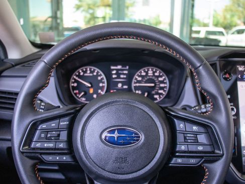 Used 2024 Subaru Crosstrek 2.5i Limited w/ Crosstrek Mirror Package image 13