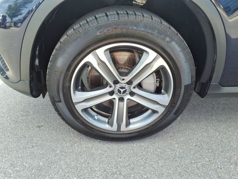Used 2019 Mercedes-Benz GLC 300 image 9