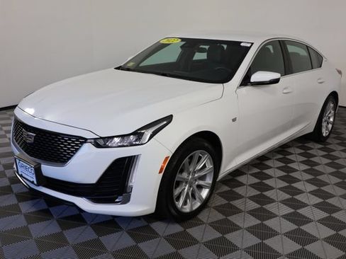 Used 2022 Cadillac CT5 Luxury w/ Cold Weather Package AWD/4WD image 4