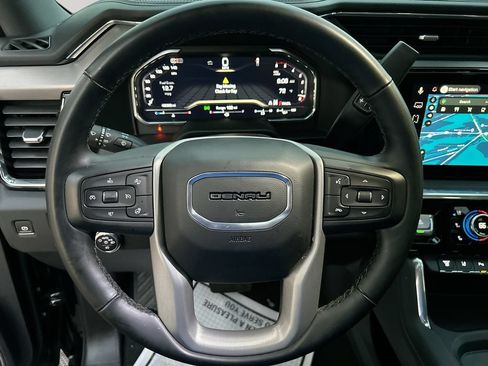 Used 2024 GMC Sierra 2500 Denali w/ Denali Reserve Package AWD/4WD image 33