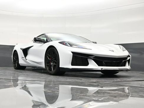 Used 2026 Chevrolet Corvette Z06 RWD image 26