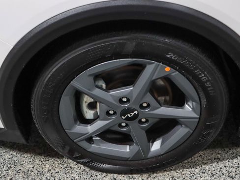 Used 2025 Kia K4 FWD image 11