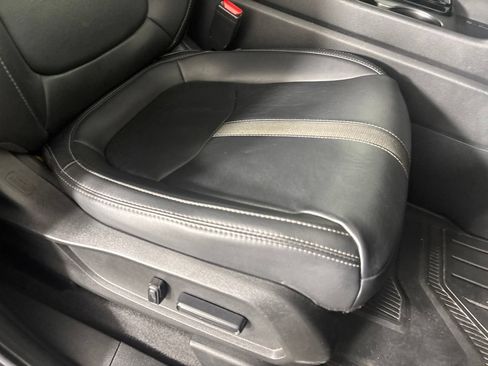 Used 2023 Honda Pilot EX-L image 26