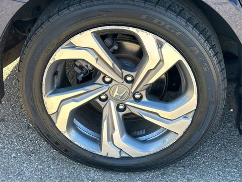Used 2019 Honda Accord EX-L image 23