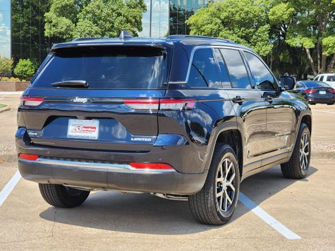 Used 2024 Jeep Grand Cherokee Limited AWD/4WD image 6
